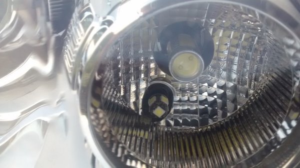 LED-TFL+Standlicht2--.jpg (102.45 KiB) 39517-mal betrachtet LED-TFL+Standlicht2--.jpg