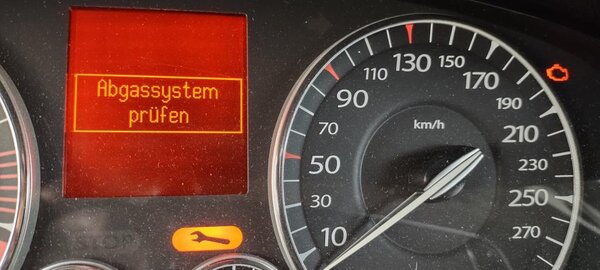 Meldung_Abgassystem-prüfen_k.jpg